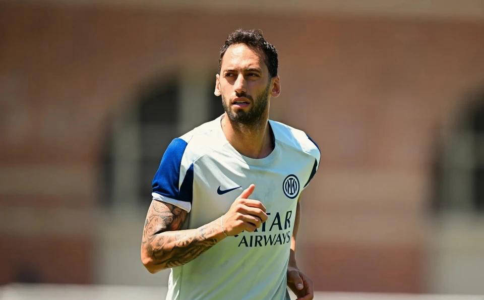 包含国王杯今晨再迎强敌，波尔图战术微调，主帅态度——话题不断，资深球员宣示担当的词条