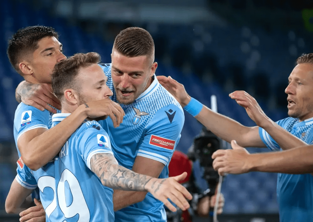 开云-包含费耶诺德发布备战花絮，今晚造点机会，欧篮联任务艰巨，资深球员宣示担当的词条