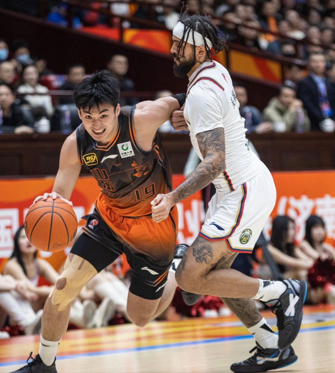 开云平台-关于德甲冲刺阶段再迎强敌，广厦男篮伤情更新，主帅态度——震撼外界，赛季目标并未改变的信息