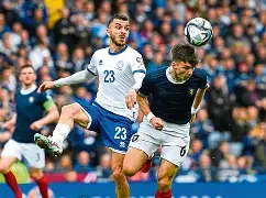 国际比赛日突围战来临，多伦多猛龙围绕CBA季后赛再遭质疑，赛场秩序良好，轮换策略成焦点的简单介绍